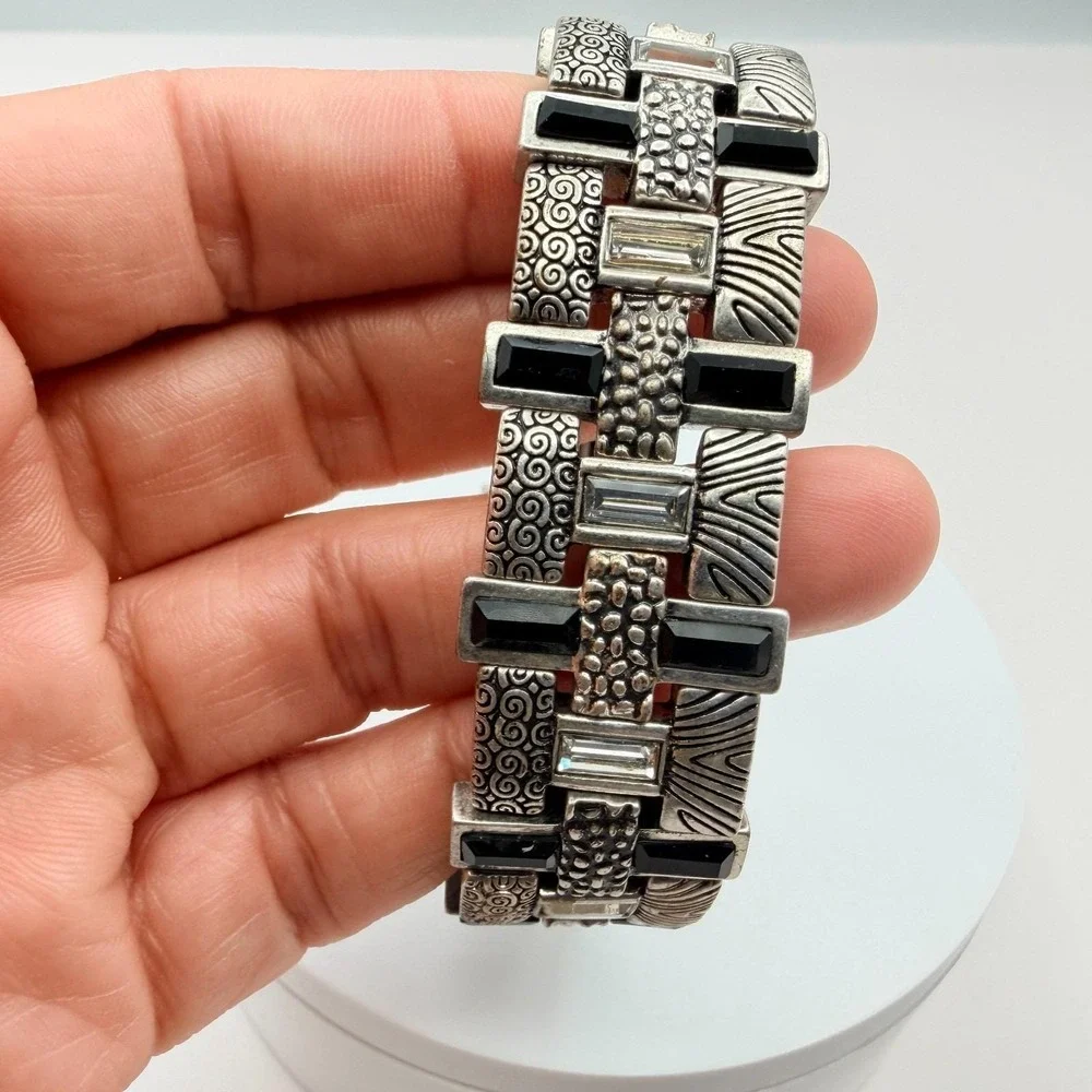 Vintage 90s‎ Silver Tone Black Glass Textured Stretch Bracelet Women's Jewelry